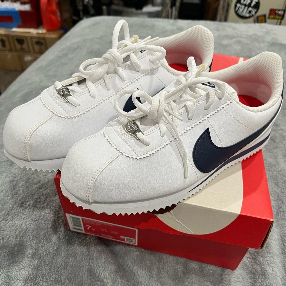 Nike Kids White and Navy Sneakers